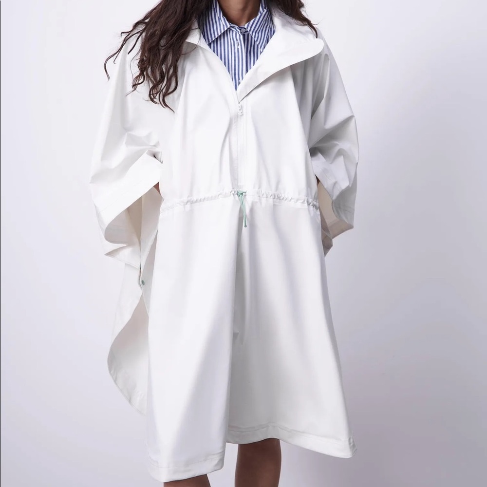 Zara Water Repellent Cape - Picture 6 of 11